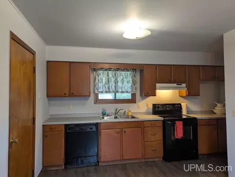 Kitchen - 55 Tamarack, White Pine, MI 49971 photo 1 of 1