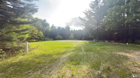4200 Secor, Ida, MI 48140 photo 3