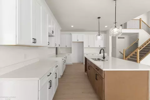 Kitchen - 50452 Timberstone, Macomb, MI 48042 photo 3 of 5