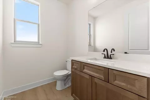 Bath - 50452 Timberstone, Macomb, MI 48042 photo 2 of 7