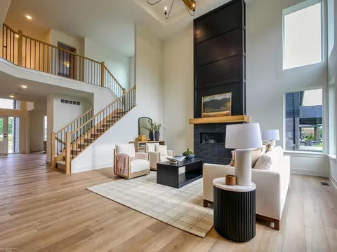 Living - 50452 Timberstone, Macomb, MI 48042 photo 2 of 10