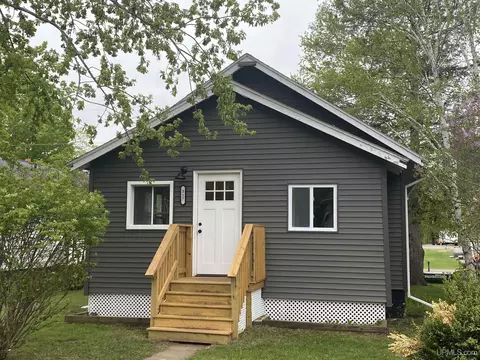 317 Lane, Kingsford, MI 49802