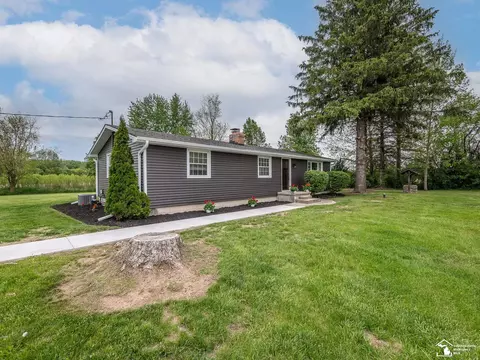 12660 Darling, London, MI 48160