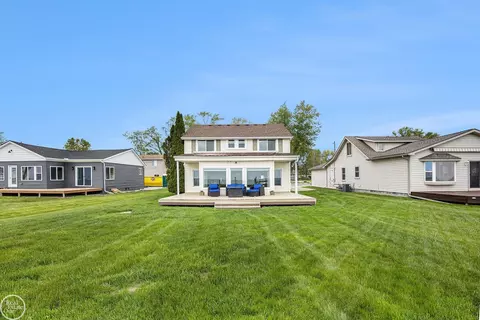 47060 Land, New Baltimore, MI 48047