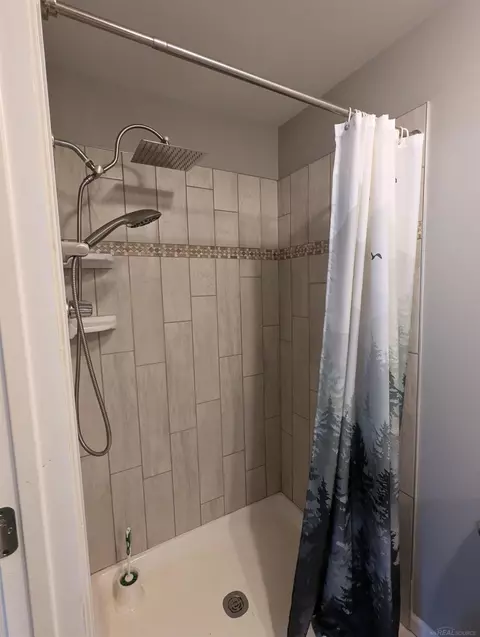 Bath - 9136 Field, Clay, MI 48001 photo 2 of 2