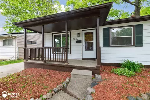 Exterior - 3825 Craig, Flint, MI 48506 photo 3 of 11