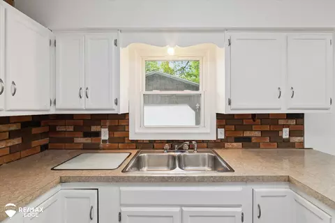 Kitchen - 3825 Craig, Flint, MI 48506 photo 2 of 4