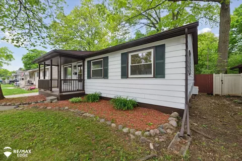 Exterior - 3825 Craig, Flint, MI 48506 photo 2 of 11
