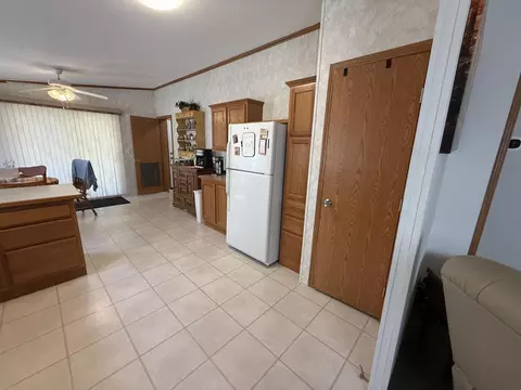 Kitchen - 631 Rivers Ter, Gladwin, MI 48624 photo 2 of 2