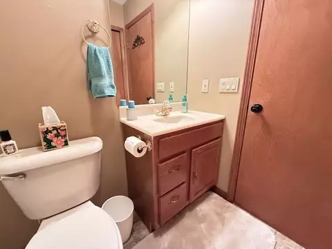 Bath - 4271 Rose, Gladwin, MI 48624 photo 5 of 12