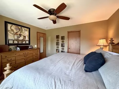 Bedroom - 4271 Rose, Gladwin, MI 48624 photo 2 of 13