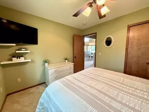Bedroom - 4271 Rose, Gladwin, MI 48624 photo 9 of 13