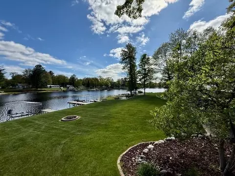 Exterior - 4271 Rose, Gladwin, MI 48624 photo 5 of 11