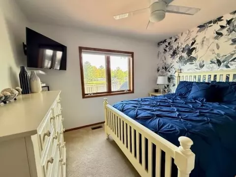 Bedroom - 4271 Rose, Gladwin, MI 48624 photo 5 of 13