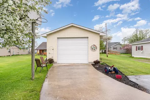 Exterior - 2365 S S Grn, Au Gres, MI 48703 photo 6 of 11