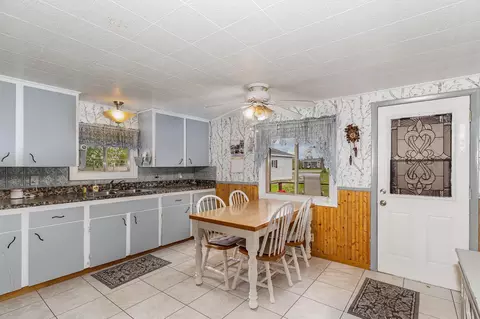 Kitchen - 2365 S S Grn, Au Gres, MI 48703 photo 1 of 2