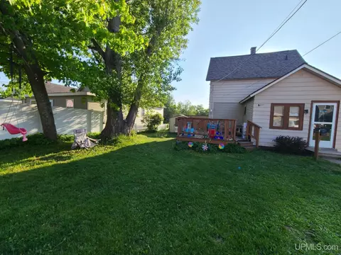 1110 N 2nd, Ishpeming, MI 49849 photo 33