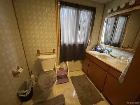 1110 N 2nd, Ishpeming, MI 49849 photo 30