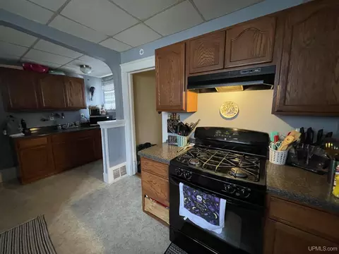 1110 N 2nd, Ishpeming, MI 49849 photo 19