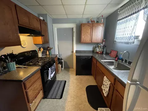 1110 N 2nd, Ishpeming, MI 49849 photo 15