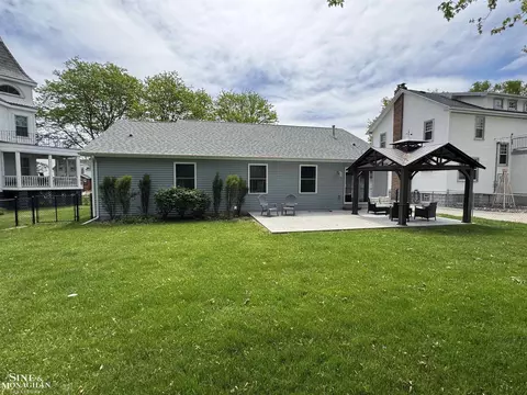 Exterior - 1741 Saint Clair Riv, Algonac, MI 48001 photo 6 of 17
