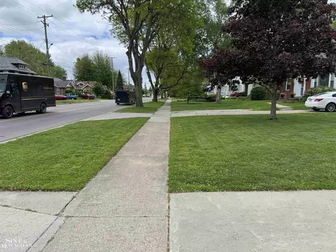 Exterior - 1741 Saint Clair Riv, Algonac, MI 48001 photo 14 of 17