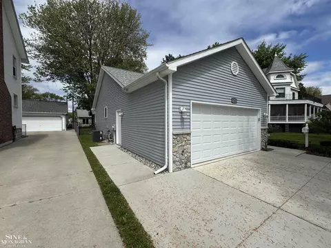 Exterior - 1741 Saint Clair Riv, Algonac, MI 48001 photo 10 of 17