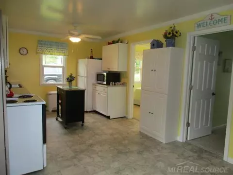 4804 N Lakeshore, Deckerville, MI 48427 photo 5