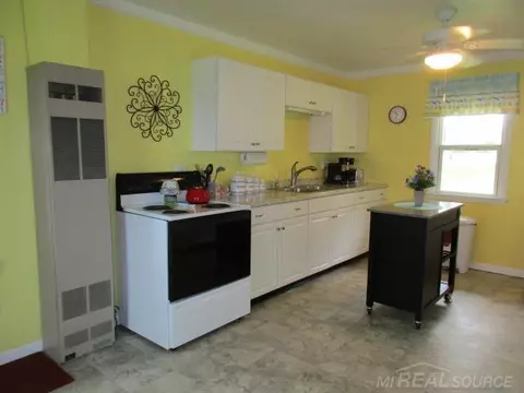 4804 N Lakeshore, Deckerville, MI 48427 photo 9