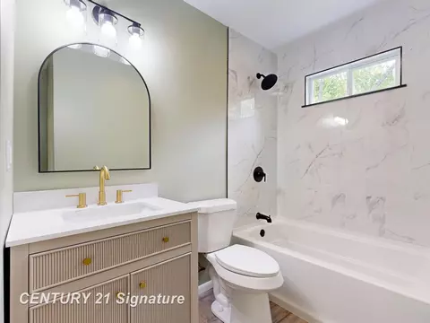 Bath - 7385 Gillette, Flushing, MI 48433 photo 2 of 4