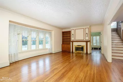 Living - 1121 Buckingham, Grosse Pointe, MI 48230 photo 1 of 4