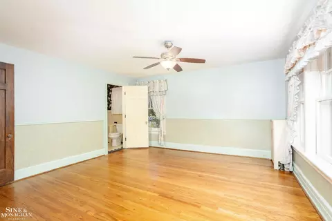 Bedroom - 1121 Buckingham, Grosse Pointe, MI 48230 photo 3 of 12