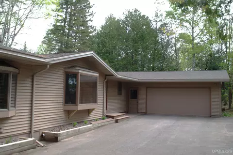 1001 Spruce, Houghton, MI 49931