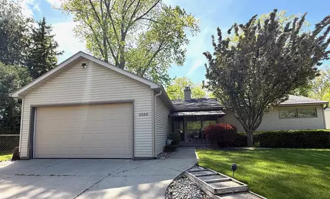 2500 Lee, Bay City, MI 48708