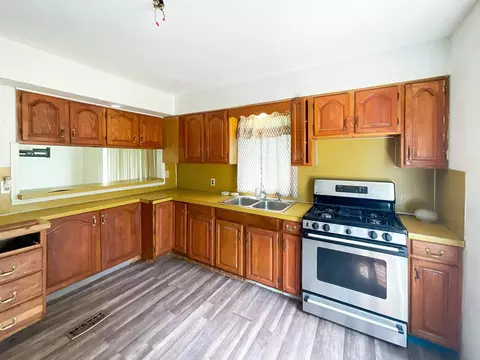 3822 Leerda, Flint, MI 48504 photo 6