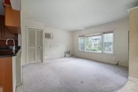 Living - 1433 Harvard, Grosse Pointe, MI 48230 photo 5 of 5