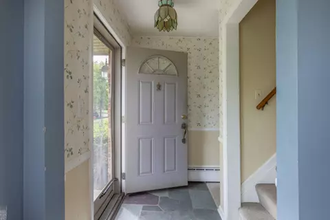 Entry Way - 1433 Harvard, Grosse Pointe, MI 48230 photo 1 of 3