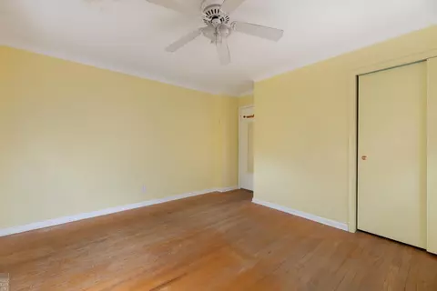 Bedroom - 1433 Harvard, Grosse Pointe, MI 48230 photo 4 of 8