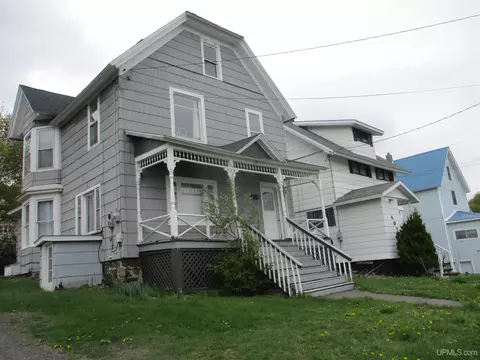 405 W South #1, Houghton, MI 49931