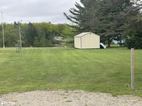 1524 Moose, Gladwin, MI 48624 photo 24