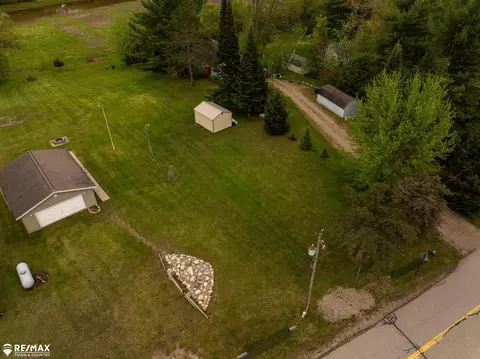 1524 Moose, Gladwin, MI 48624 photo 16