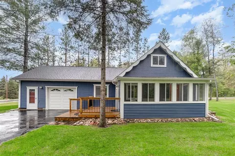 100 Redwine, Houghton Lake, MI 48629