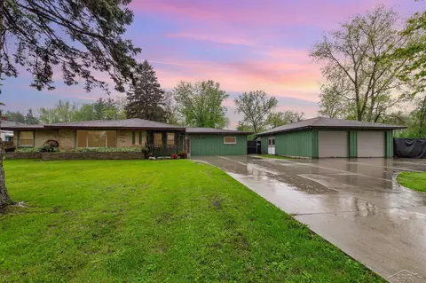 3526 Kawkawlin Riv, Bay City, MI 48706