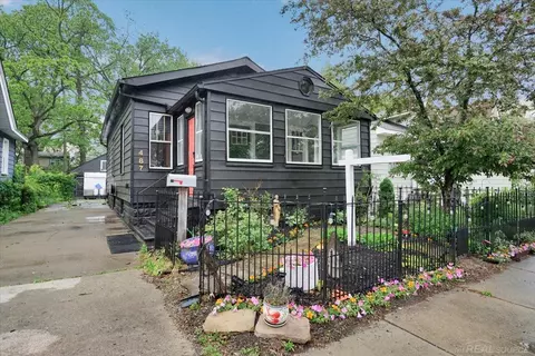 487 E Woodland, Ferndale, MI 48220