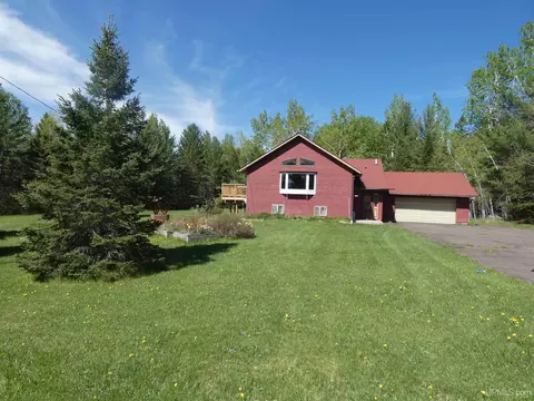 14447 N Cemetery, Ewen, MI 49925