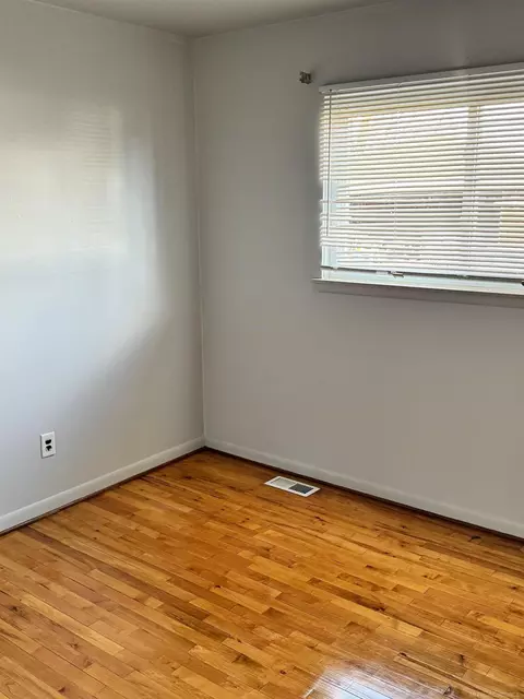 28724 Sutherland, Warren, MI 48088 photo 10