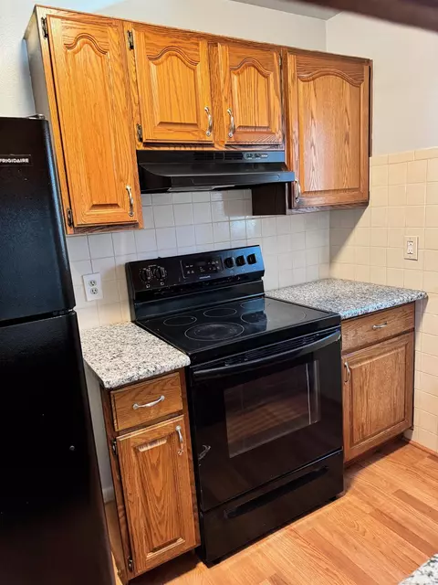 28724 Sutherland, Warren, MI 48088 photo 13