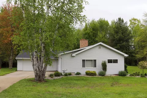 1443 E Brks, Midland, MI 48640