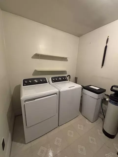1443 E Brks, Midland, MI 48640 photo 20
