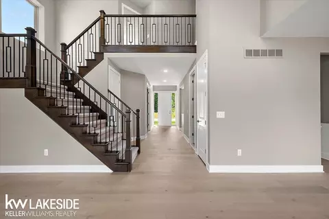 Entry Way - 24165 Tullymore, Macomb, MI 48042 photo 1 of 6
